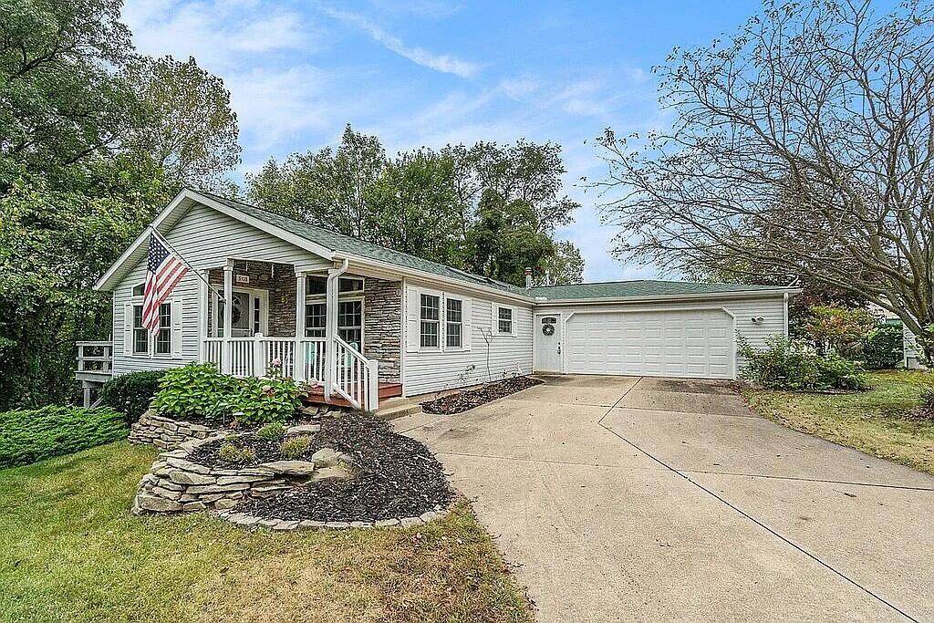 5135 Cobblefield Lane - Photo 1