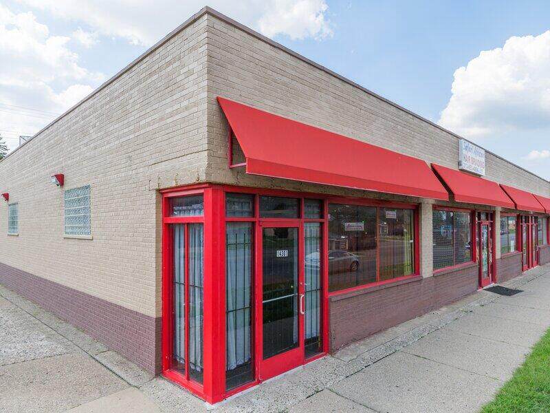 9623 Gratiot Avenue - Photo 1