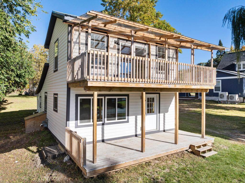 413 Groveland Street - Photo 1