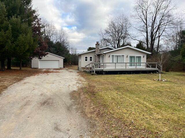 9458 Johnson Road - Photo 1
