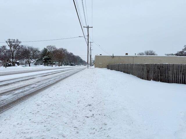 293 Laketon Avenue - Photo 1