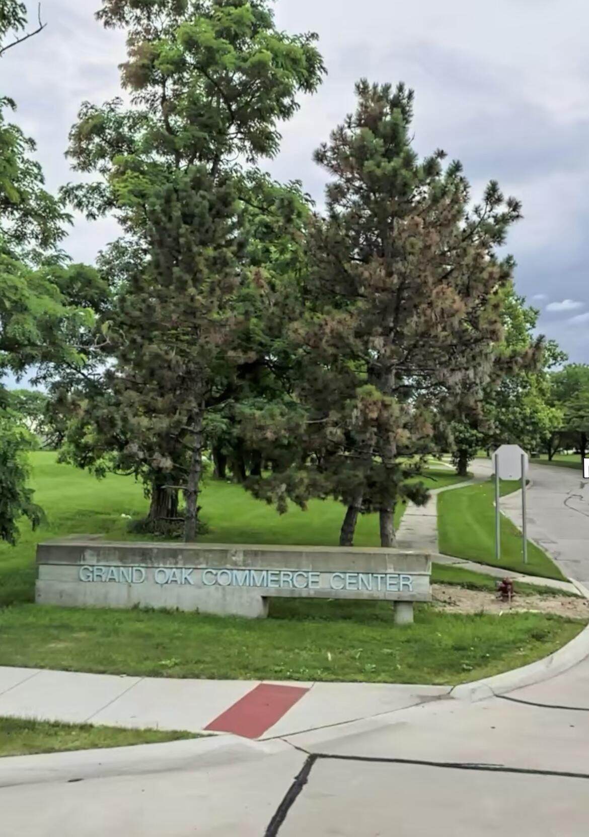 50272 Grand River Avenue - Photo 1