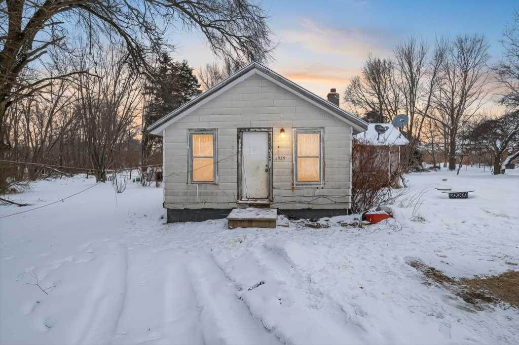 7929 Napier Avenue - Photo 1