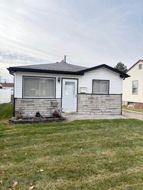 2735 Margaret Street - Photo 1