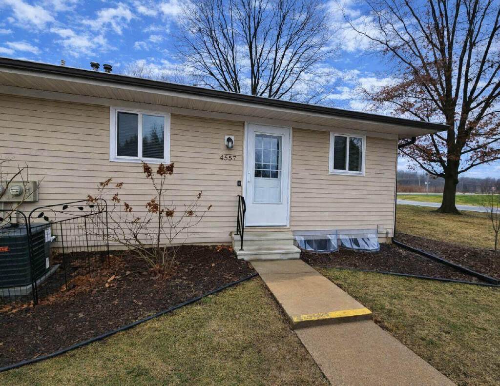 4557 Westbrook Drive - Photo 1
