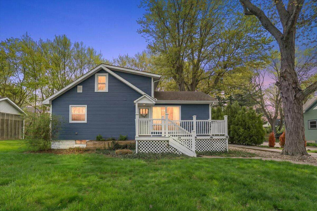 12865 Flynn Road - Photo 1