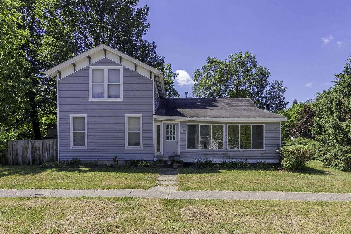 506 2nd Street - Photo 1