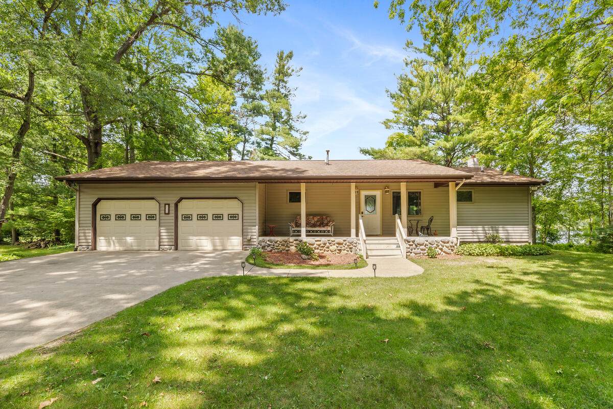 730 Evergreen Road - Photo 1