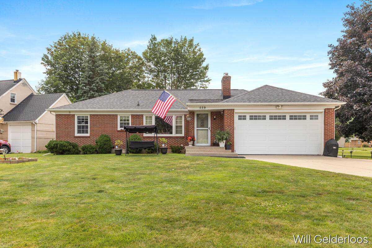 559 Shawmut Boulevard - Photo 1