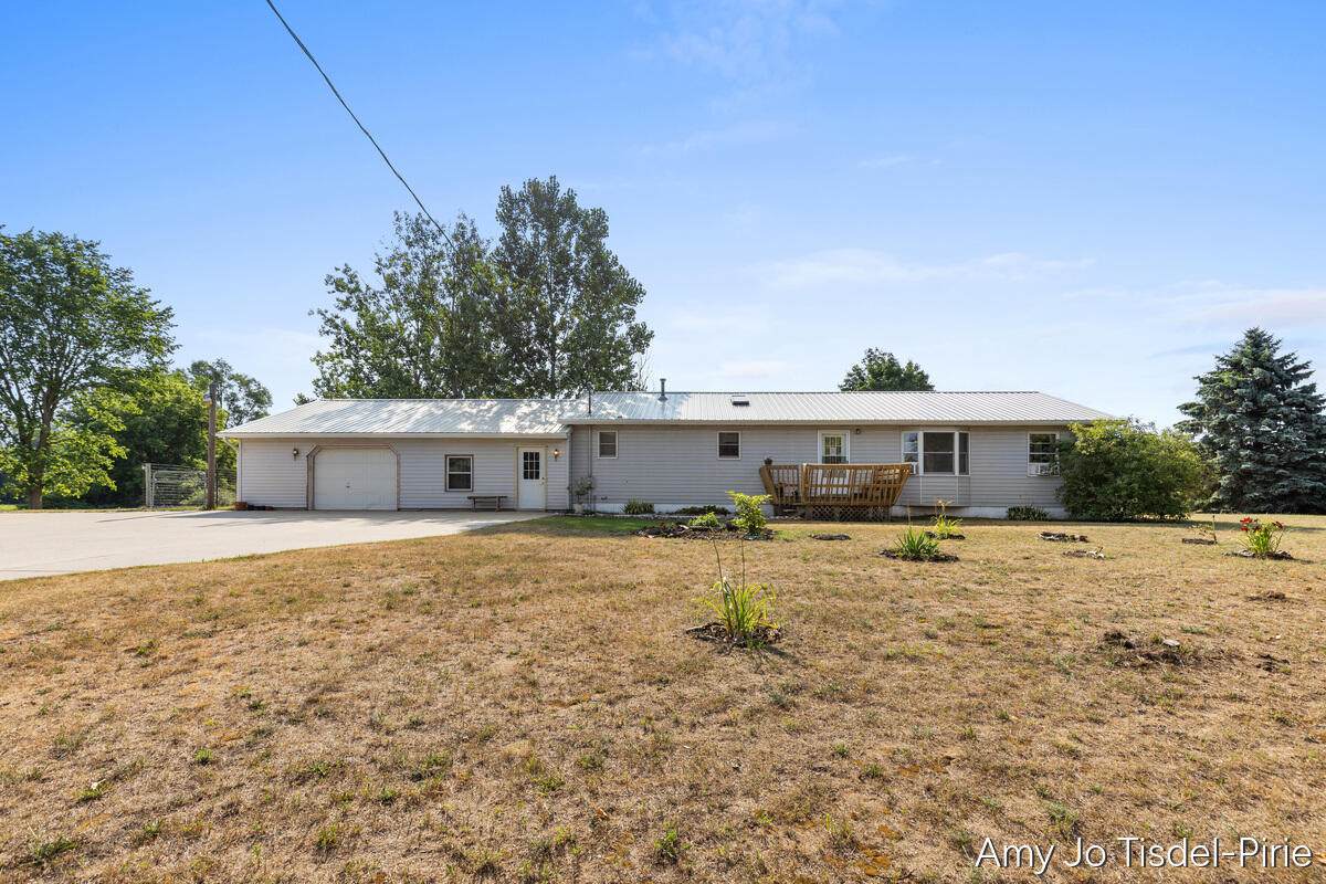 6643 Wood Road - Photo 1