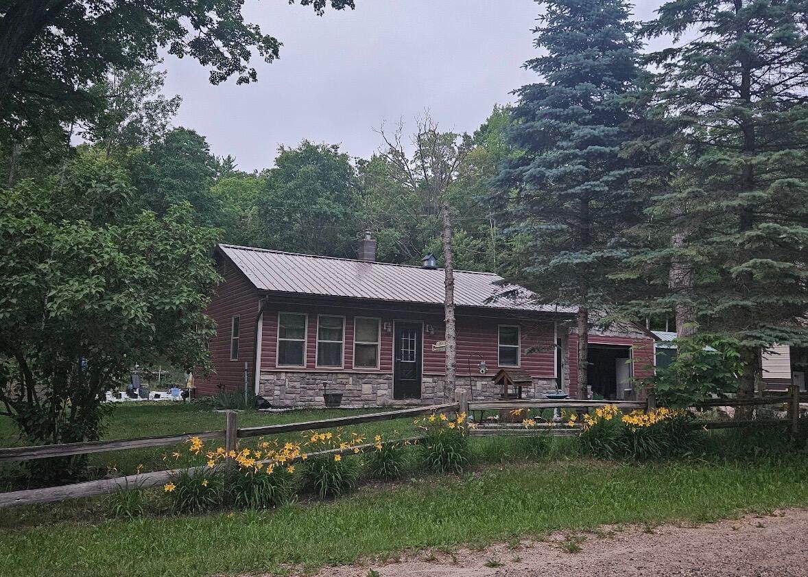 17816 9 Mile Road - Photo 1