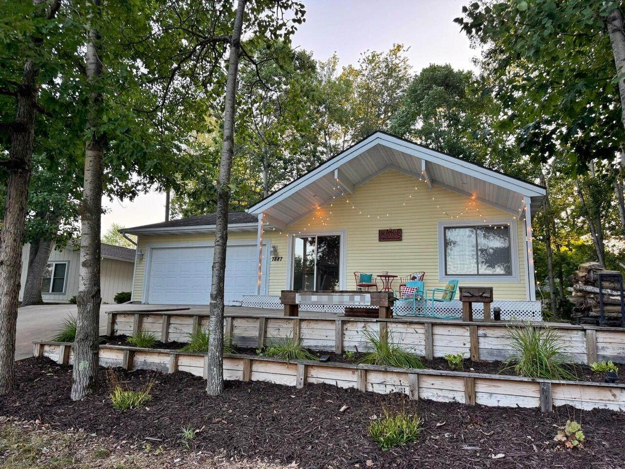 7887 Sixth Street - Photo 1