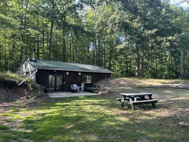 9841 River Road - Photo 1