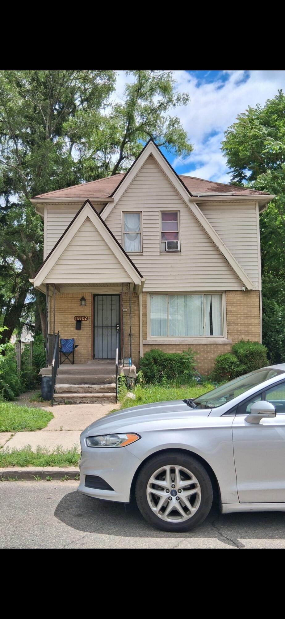 16502 Lilac Street - Photo 1
