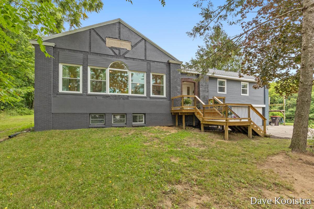 9810 Division Avenue - Photo 1