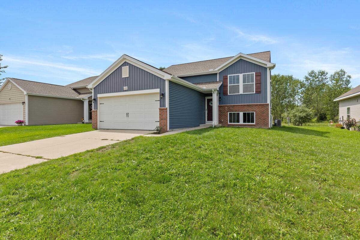 6605 Moss Lake Drive - Photo 1