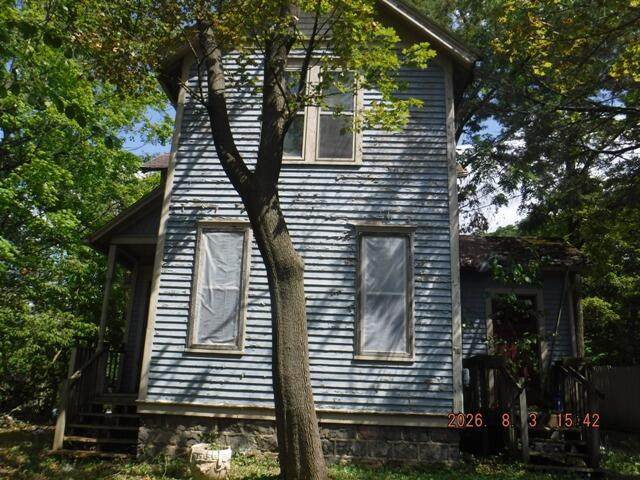 801 Oakland Drive - Photo 1