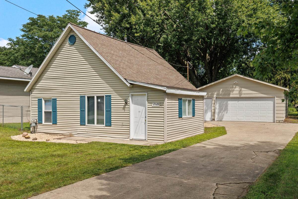 2324 Hughes Avenue - Photo 1
