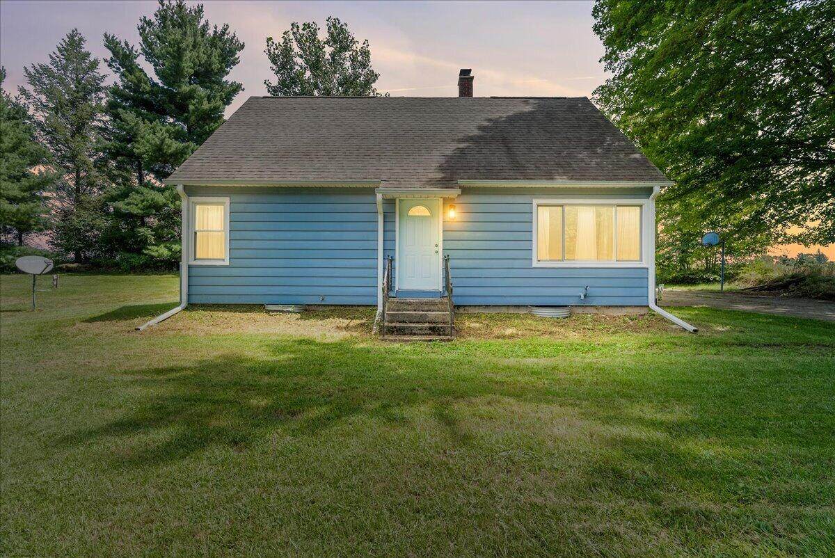 9718 19 1/2 Mile Road - Photo 1