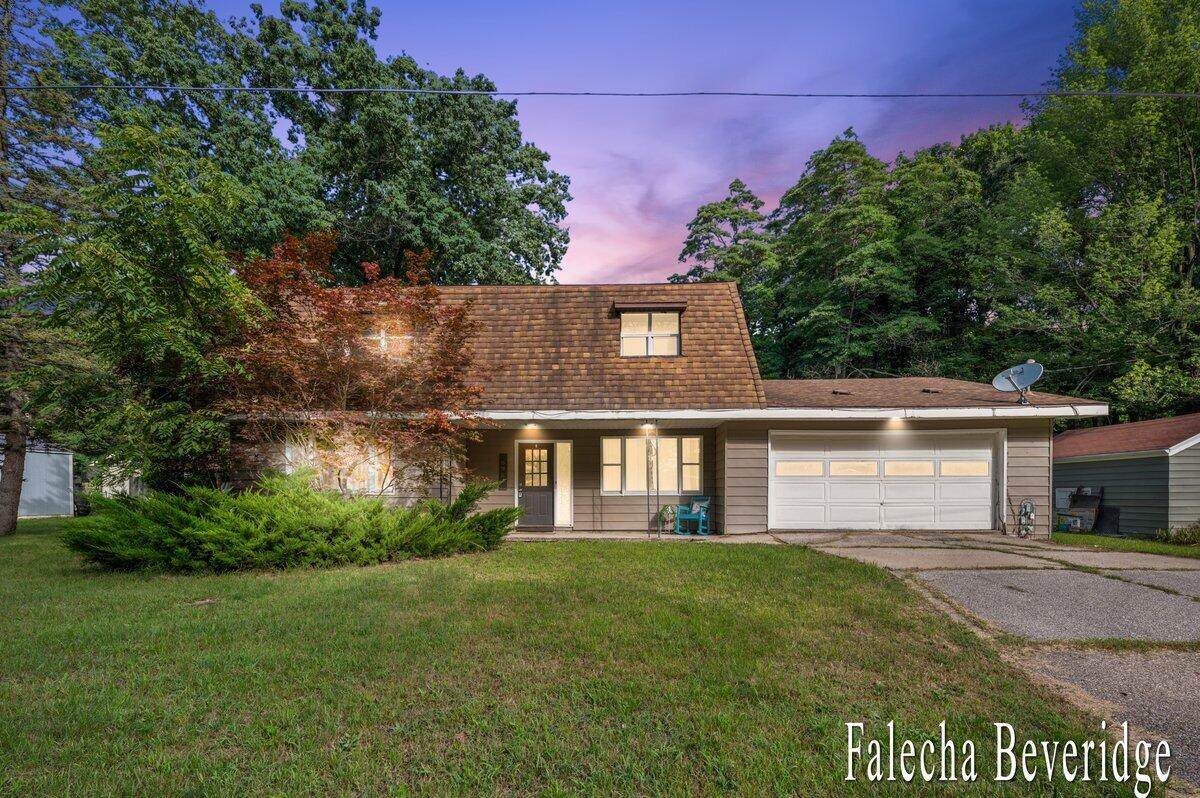 6989 Hiawatha Drive - Photo 1