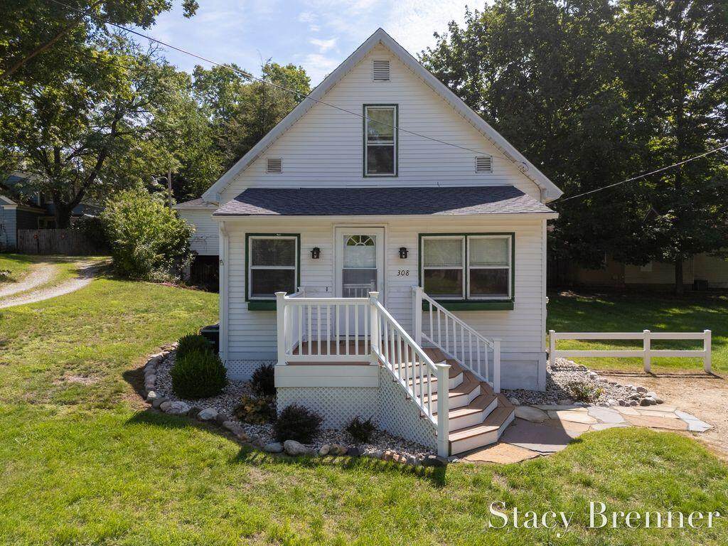 308 4th Street - Photo 1