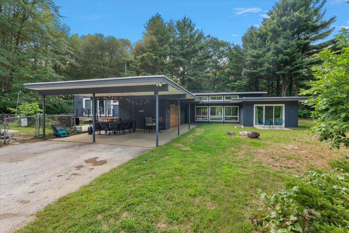 18830 77th Street - Photo 1