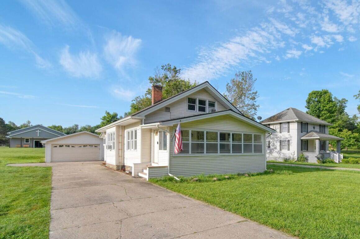 925 Michigan Avenue - Photo 1