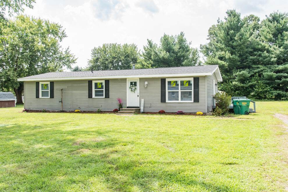 58048 Carman Drive - Photo 1