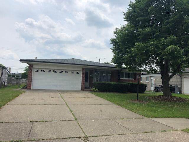 11242 Glenis Drive - Photo 1