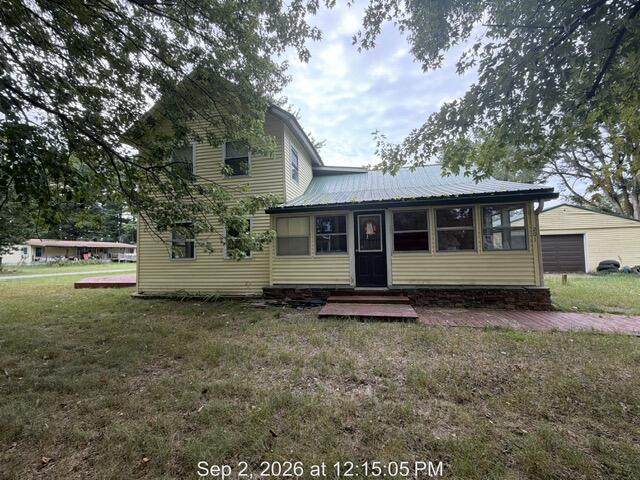 201 Birch Street - Photo 1