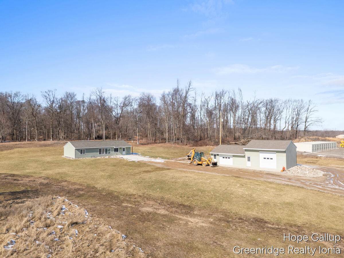 1637 State Road - Photo 1