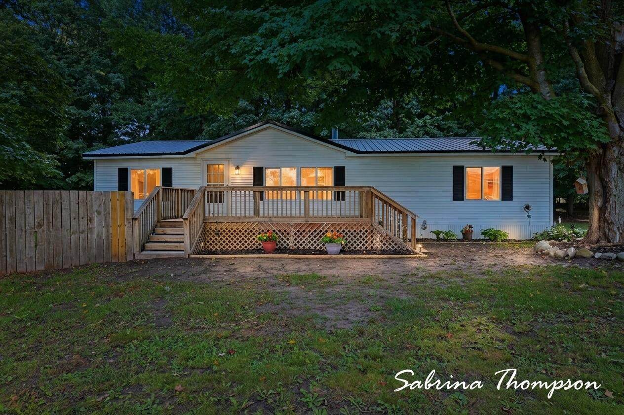 3626 Comstock Avenue - Photo 1