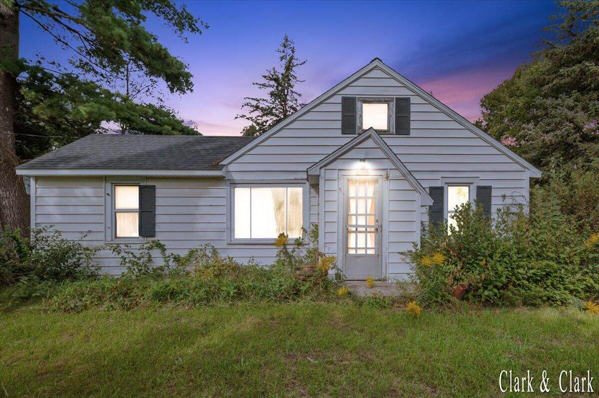 10549 Northland Drive - Photo 1