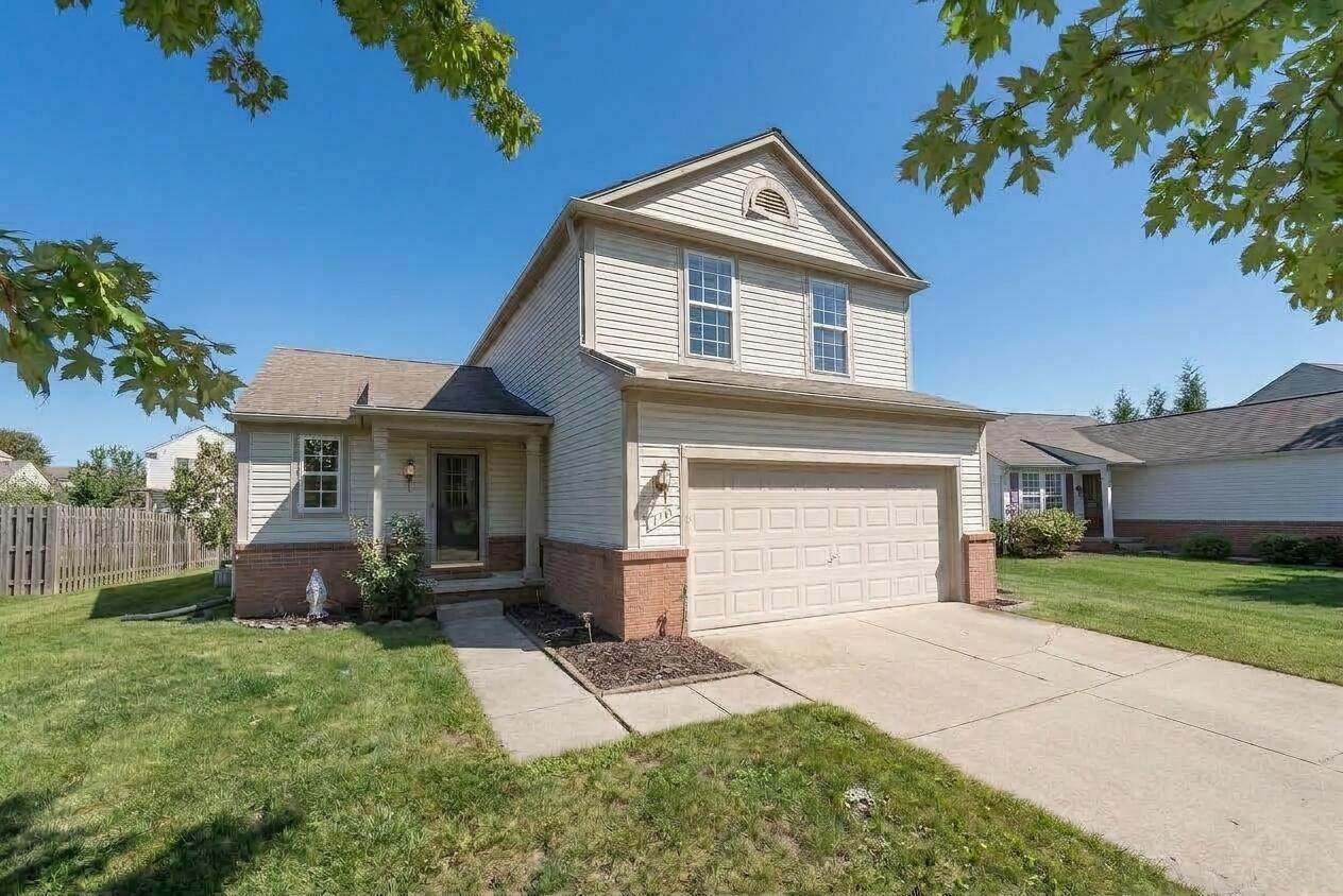 7191 Roxbury Drive - Photo 1