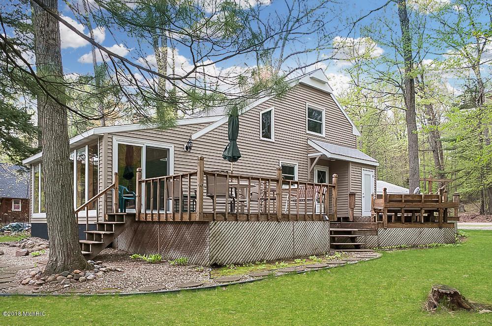 4920 Russell Road - Photo 1