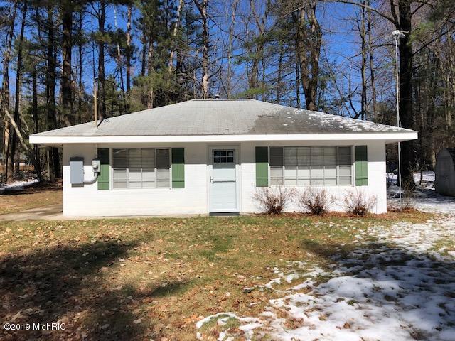 815 6th Street - Photo 1