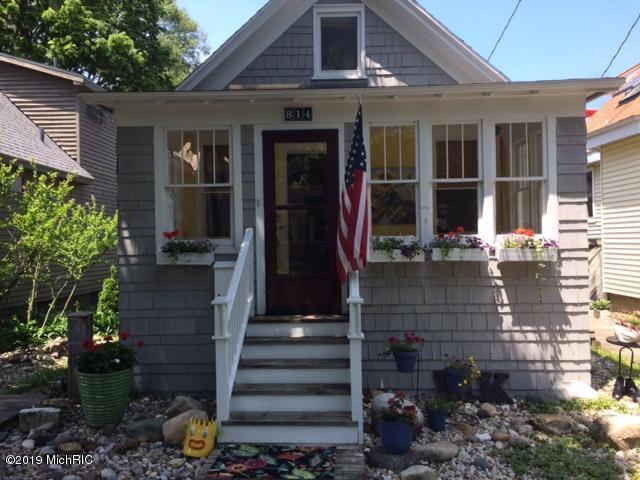 814 Lions Park Drive - Photo 1
