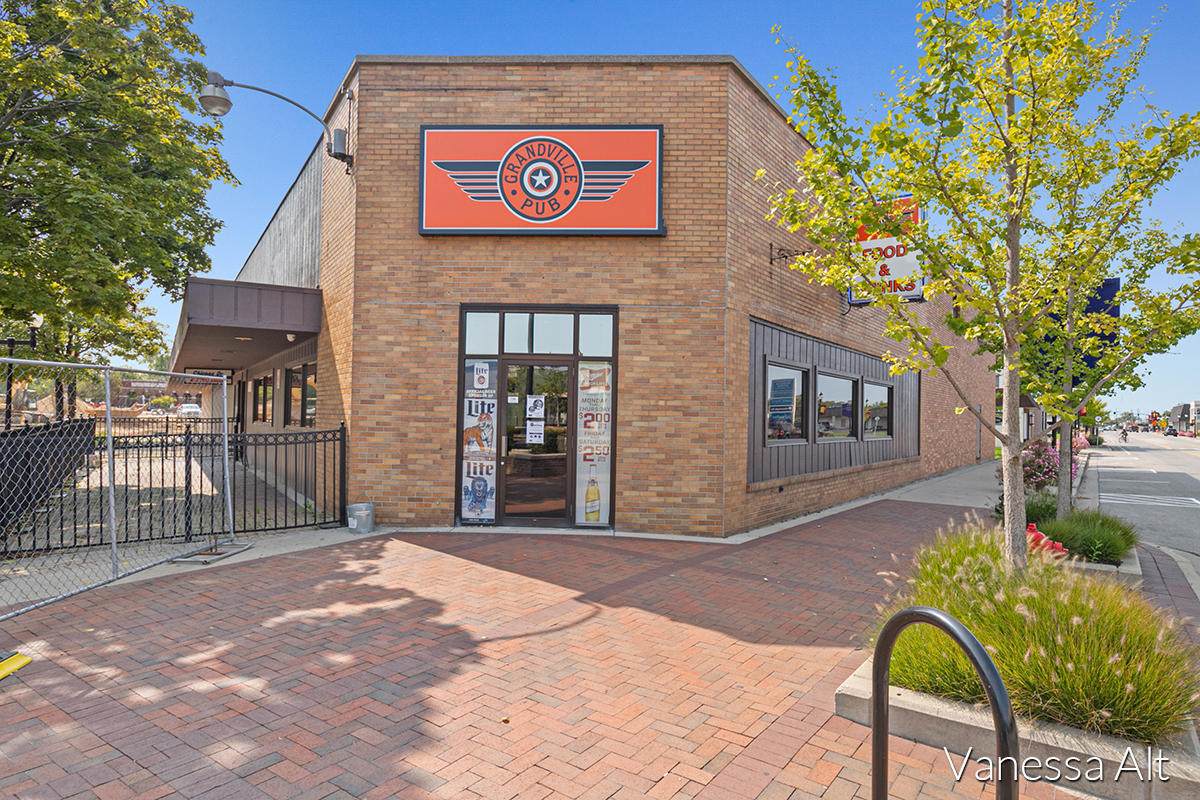 4050 Chicago Drive - Photo 1