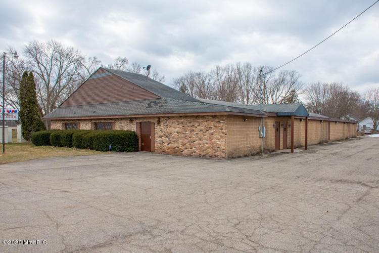 1010 Huntly Road - Photo 1