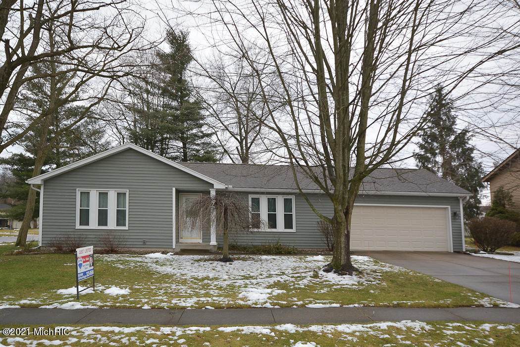 1375 Kelvere Avenue - Photo 1