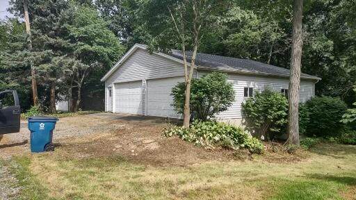 823 Shawnee Beach Drive - Photo 1