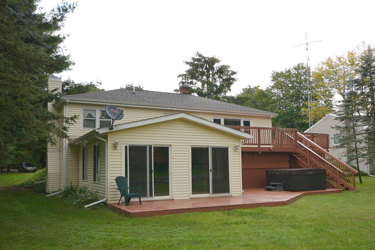 4734 Morley Drive - Photo 1