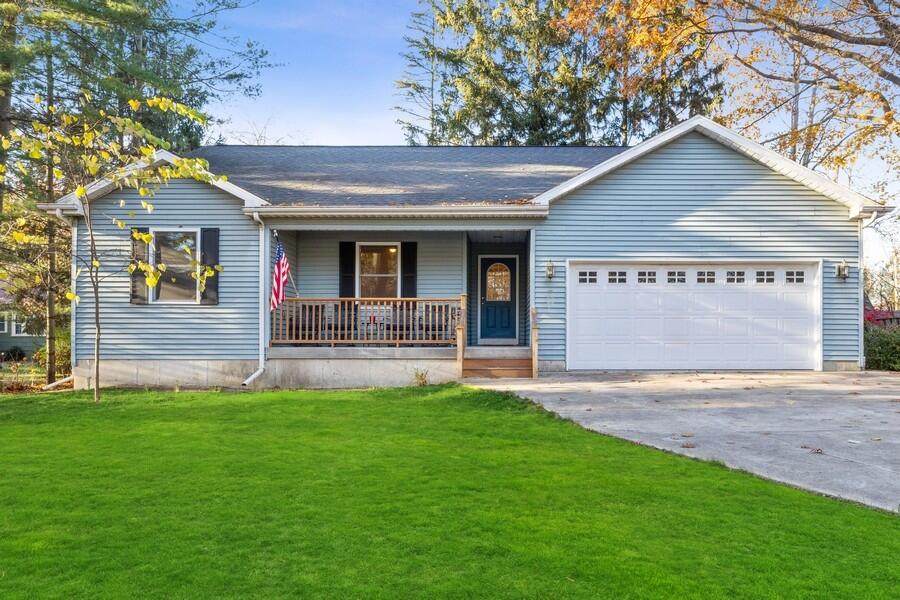 9689 Berrien Street - Photo 1