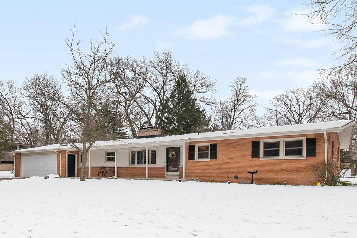 727 Phorncroft Avenue - Photo 1