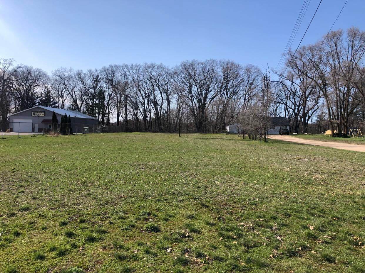1353 Holton Road - Photo 1