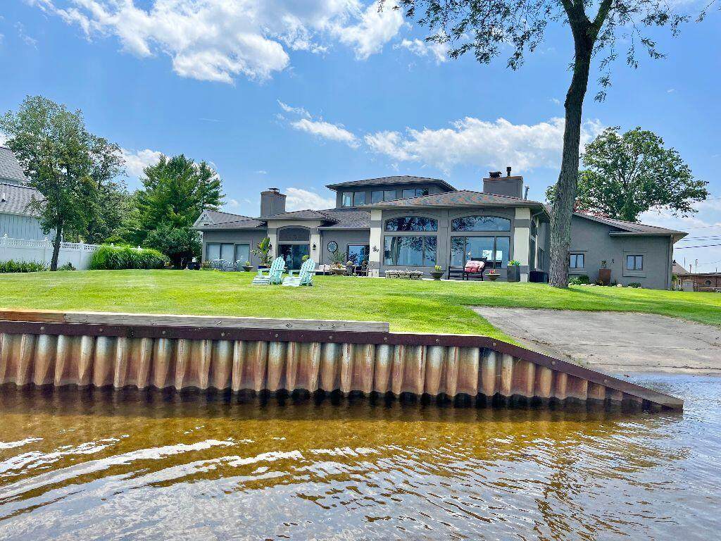 5825 Browns Lake Road - Photo 1