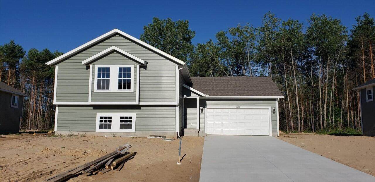 1153 Spruce Pointe Drive - Photo 1