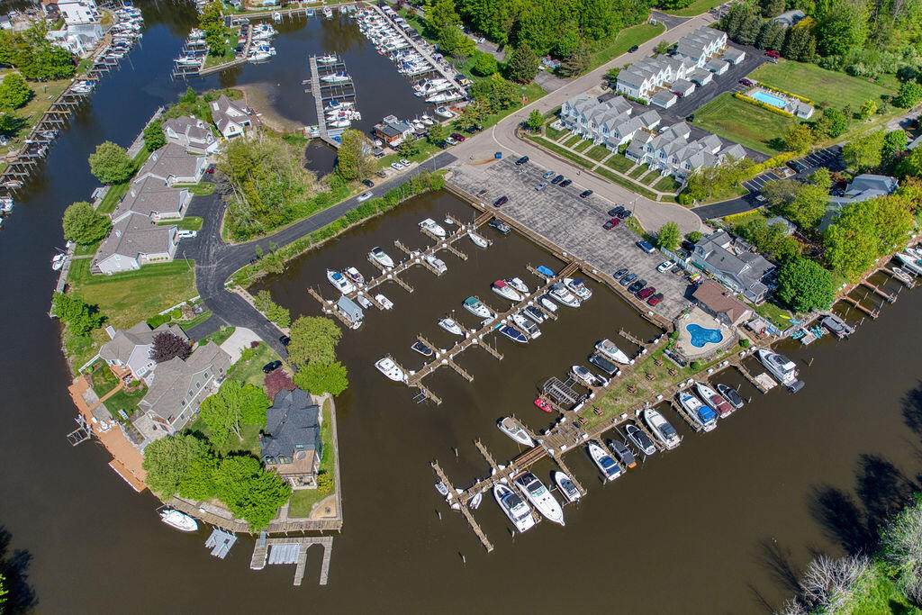 500 Virginia Avenue - Photo 1