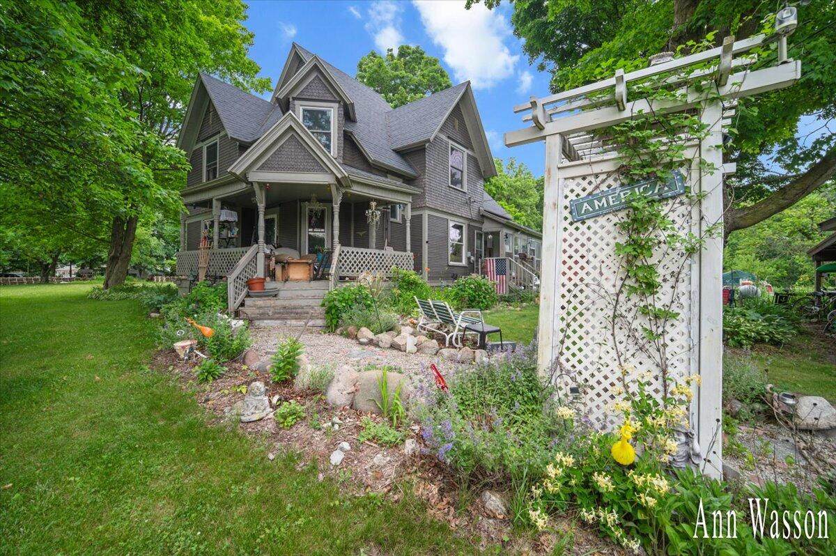 6951 Vickeryville Road - Photo 1