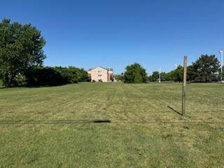 2508 Pipestone Road - Photo 1